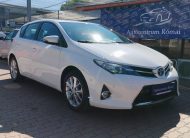 TOYOTA AURIS 1.6 Limited 1. Tulaj. 130.000km! TEMPOMAT. KAMERA. PARKRADAR. ALUFELNI