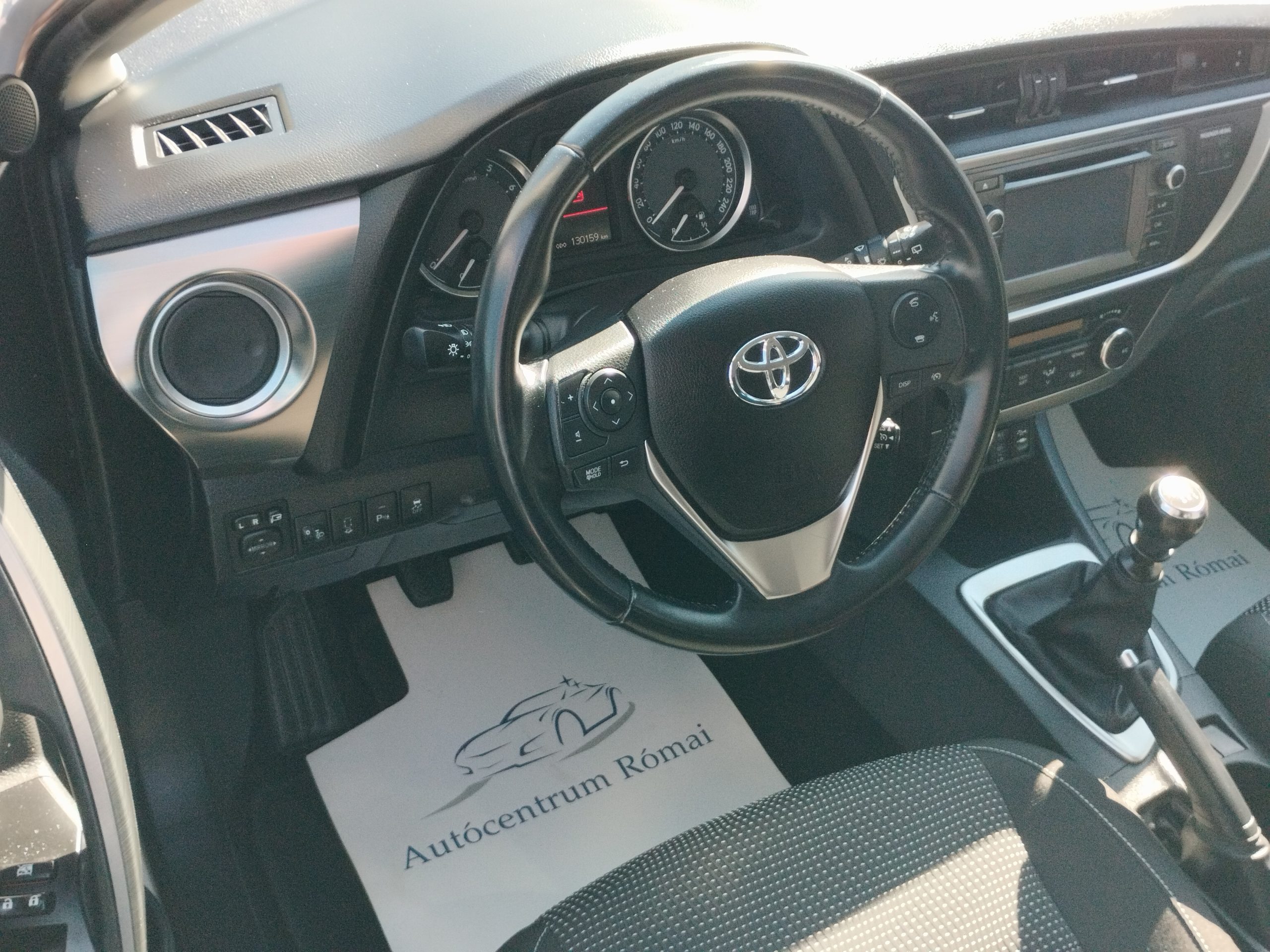 TOYOTA AURIS 1.6 Limited 1. Tulaj. 130.000km! TEMPOMAT. KAMERA. PARKRADAR. ALUFELNI