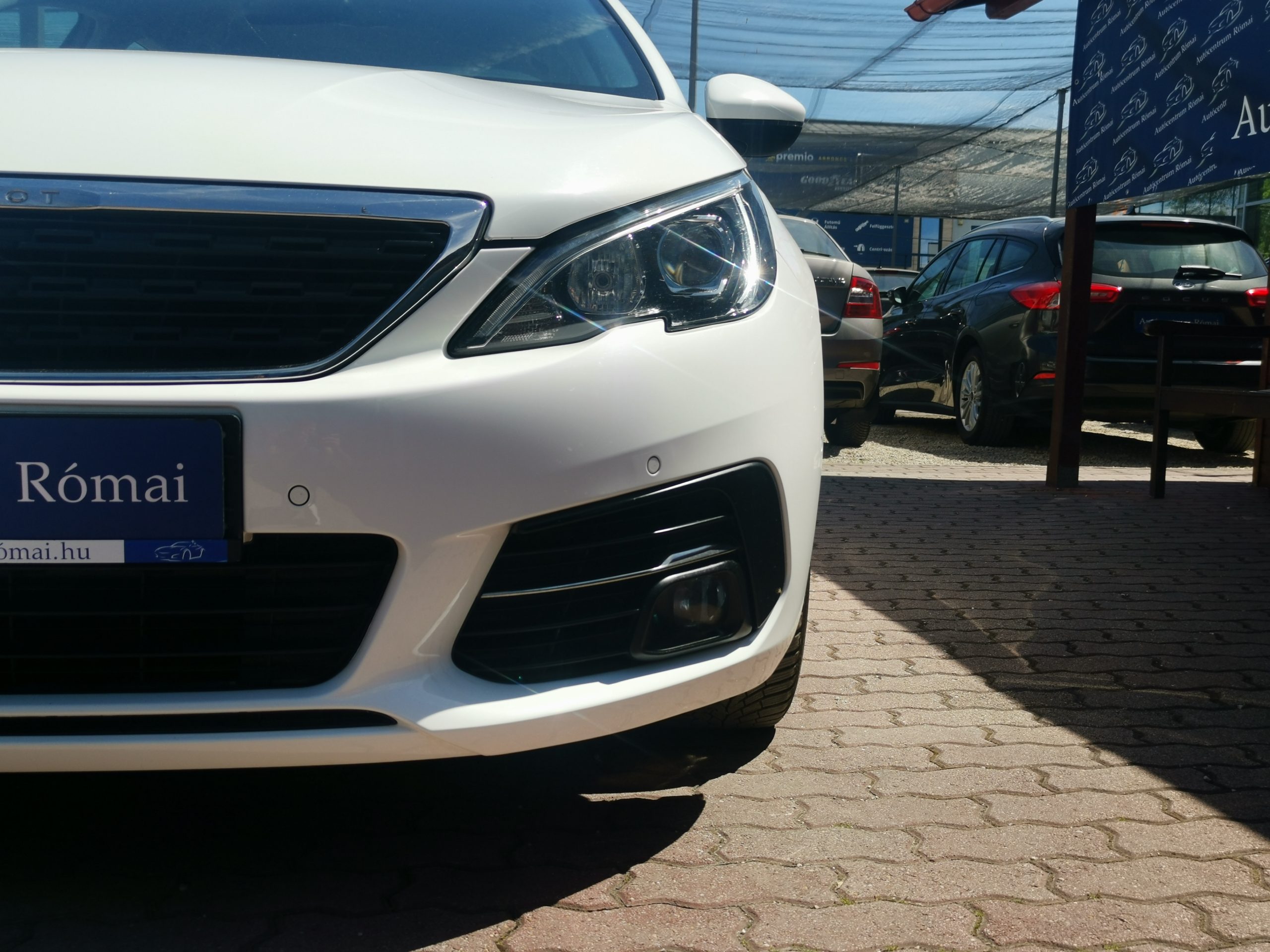 PEUGEOT 308 SW 1.5 BlueHDi Active MO.-i. 1. Tulaj. Szervizkönyv! TEMPOMAT. PARKRADAR. ÜLÉSFŰTÉS