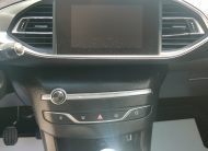 PEUGEOT 308 SW 1.5 BlueHDi Active MO.-i. 1. Tulaj. Szervizkönyv! TEMPOMAT. PARKRADAR. ÜLÉSFŰTÉS