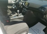 PEUGEOT 308 SW 1.5 BlueHDi Active MO.-i. 1. Tulaj. Szervizkönyv! TEMPOMAT. PARKRADAR. ÜLÉSFŰTÉS