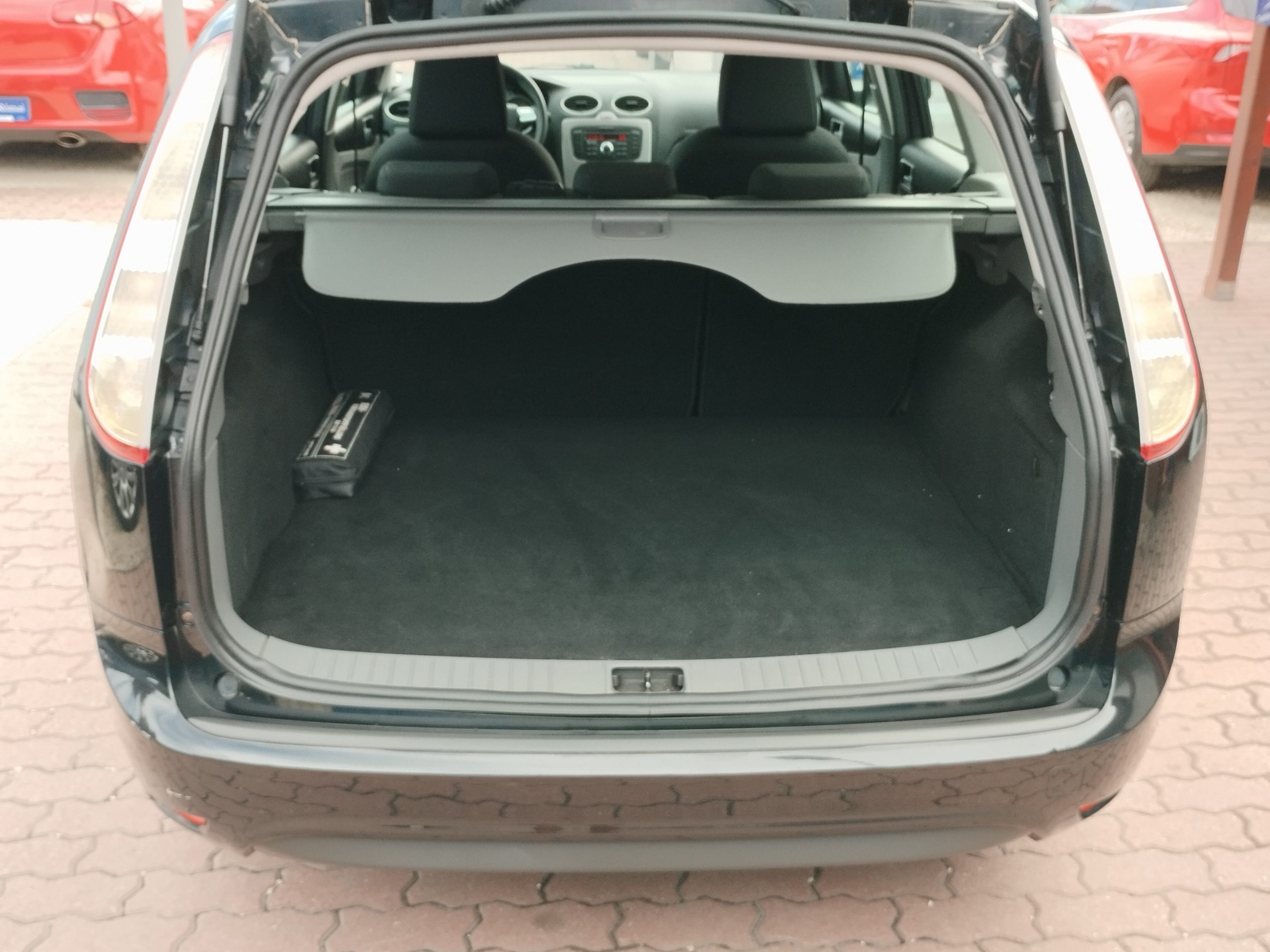 FORD FOCUS 1.6 Fresh EURO5 69.000km! KLÍMA. ÜLÉSFŰTÉS. SZÉLVÉDŐFŰTÉS. ALUFELNI