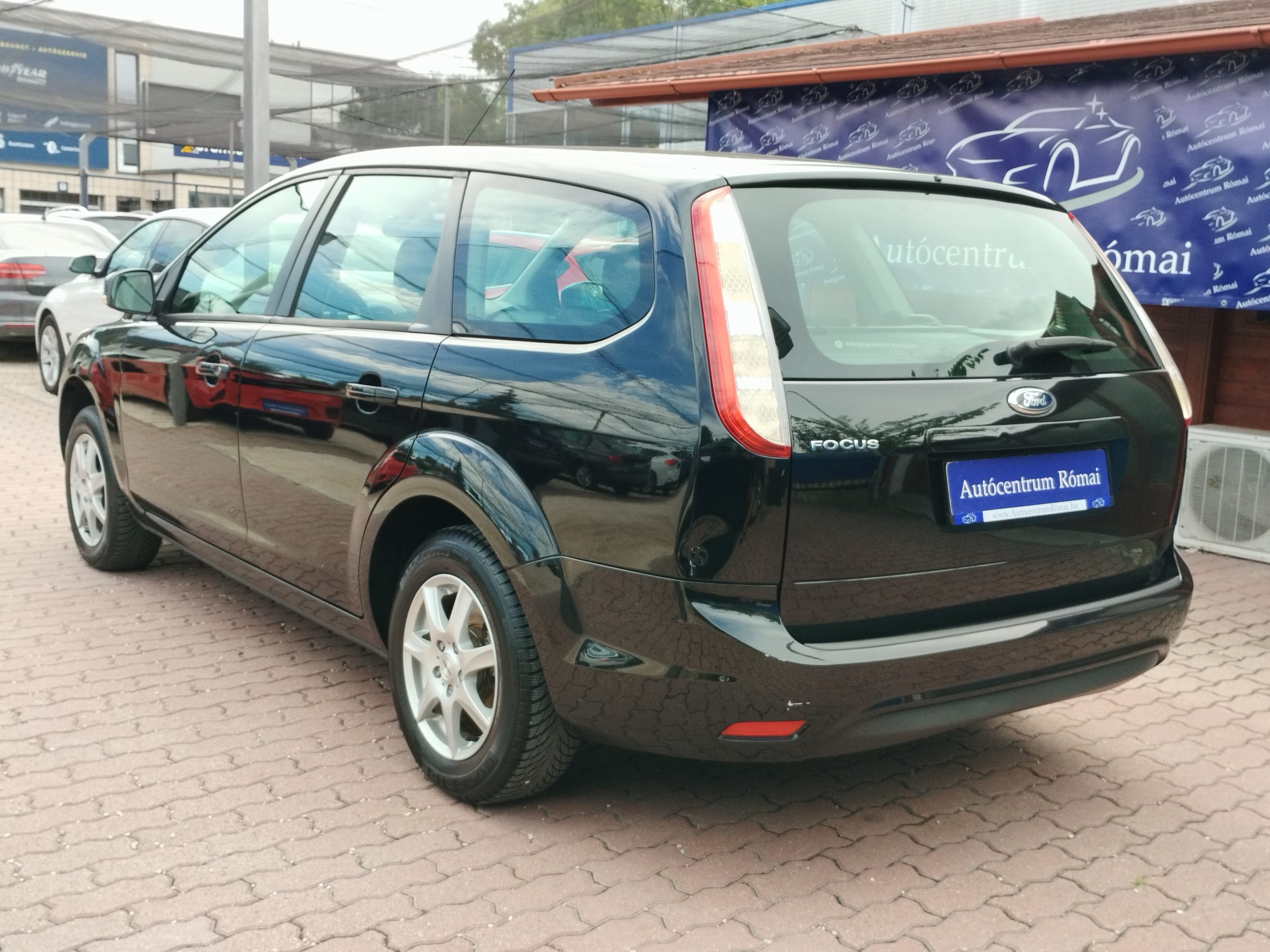 FORD FOCUS 1.6 Fresh EURO5 69.000km! KLÍMA. ÜLÉSFŰTÉS. SZÉLVÉDŐFŰTÉS. ALUFELNI