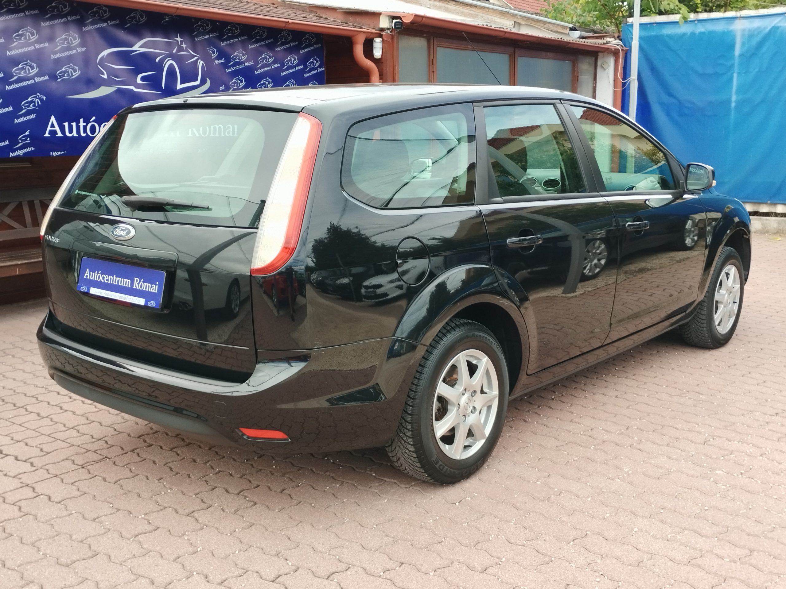 FORD FOCUS 1.6 Fresh EURO5 69.000km! KLÍMA. ÜLÉSFŰTÉS. SZÉLVÉDŐFŰTÉS. ALUFELNI