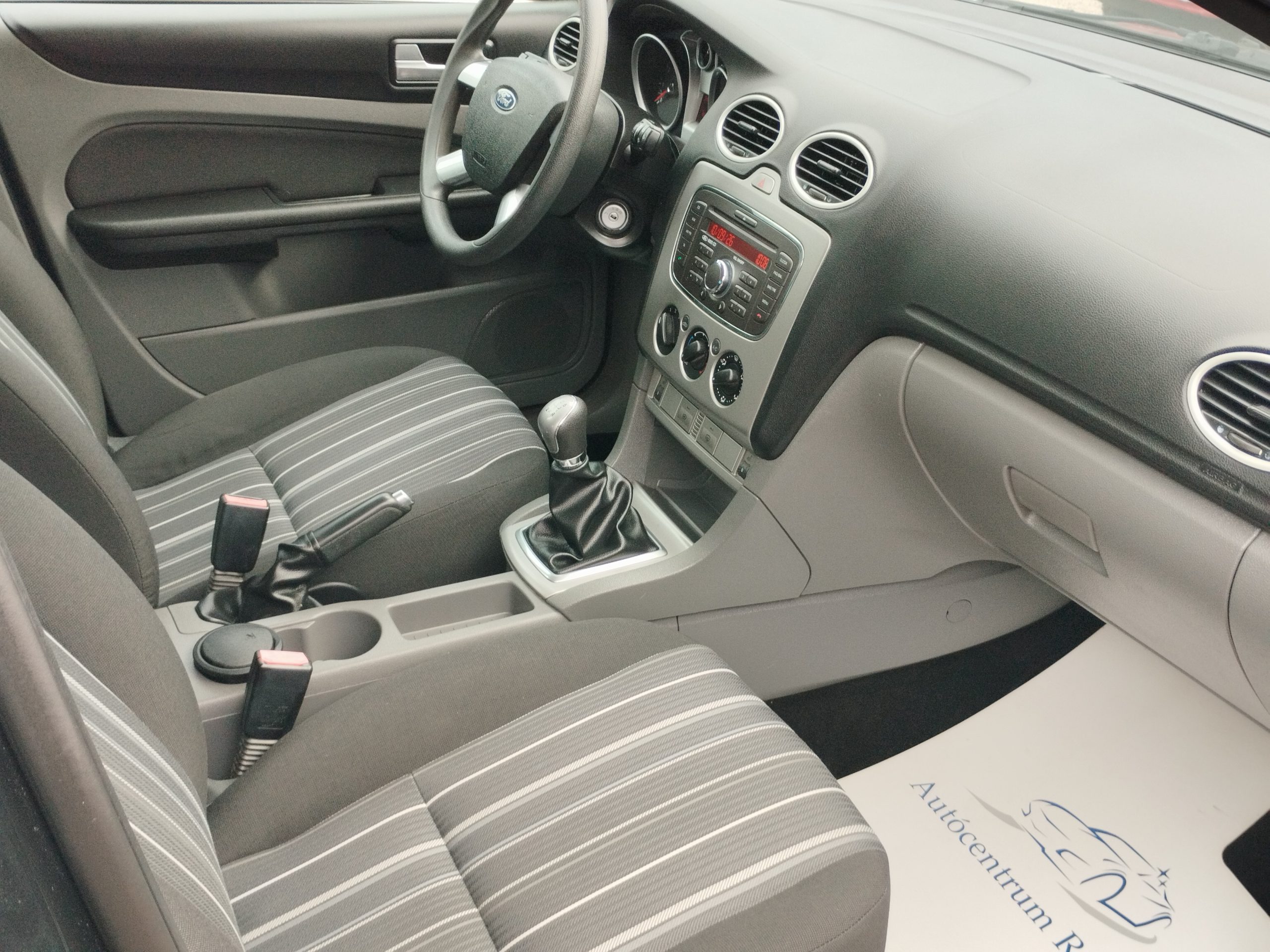FORD FOCUS 1.6 Fresh EURO5 69.000km! KLÍMA. ÜLÉSFŰTÉS. SZÉLVÉDŐFŰTÉS. ALUFELNI