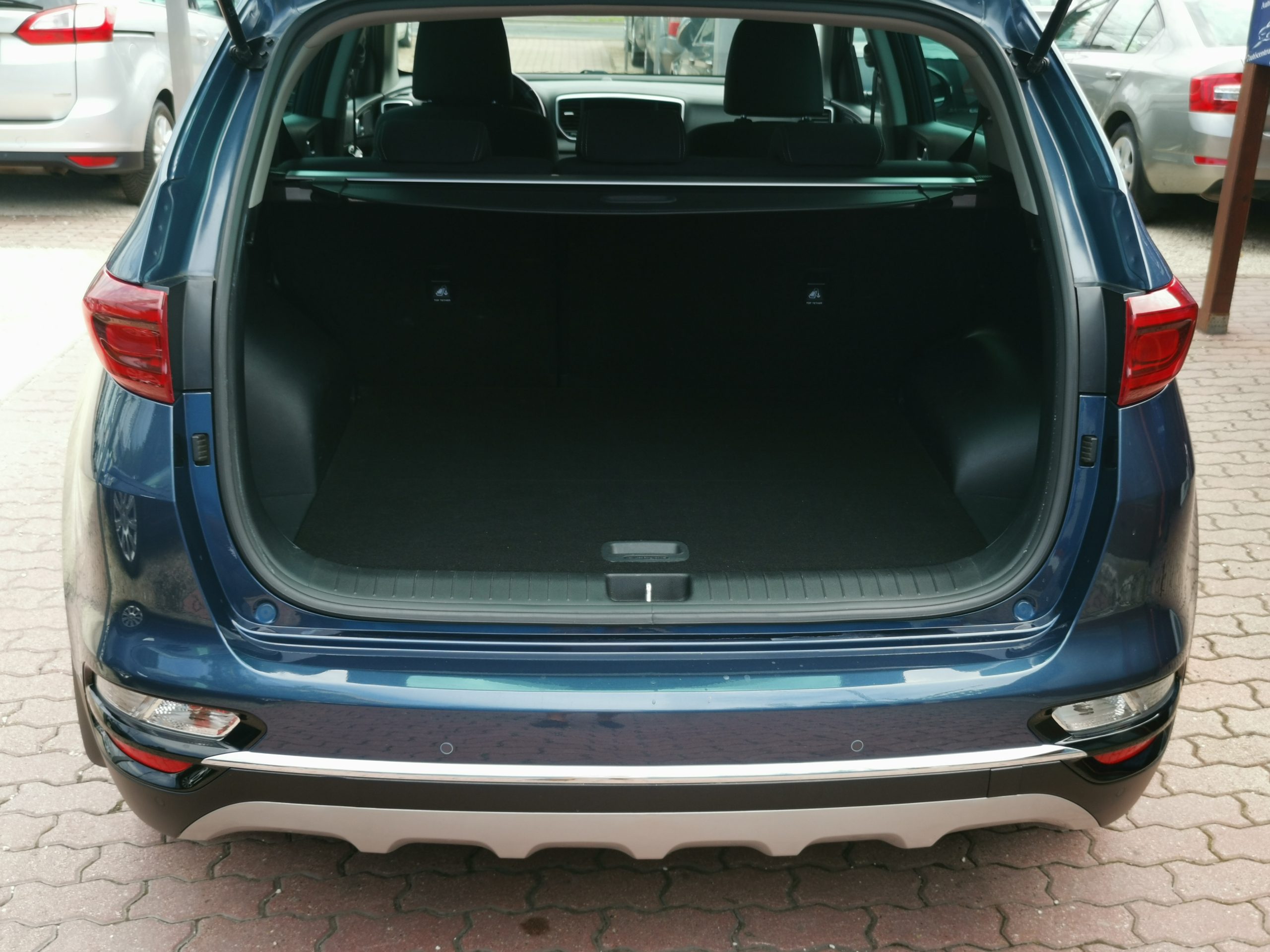 KIA SPORTAGE 1.6 CRDI HP Gold DCT MY21 MO.-i. 2. Tulaj. Szervizkönyv! TEMPOMAT. KAMERA. NAVIGÁCIÓ. ÜLÉSFŰTÉS
