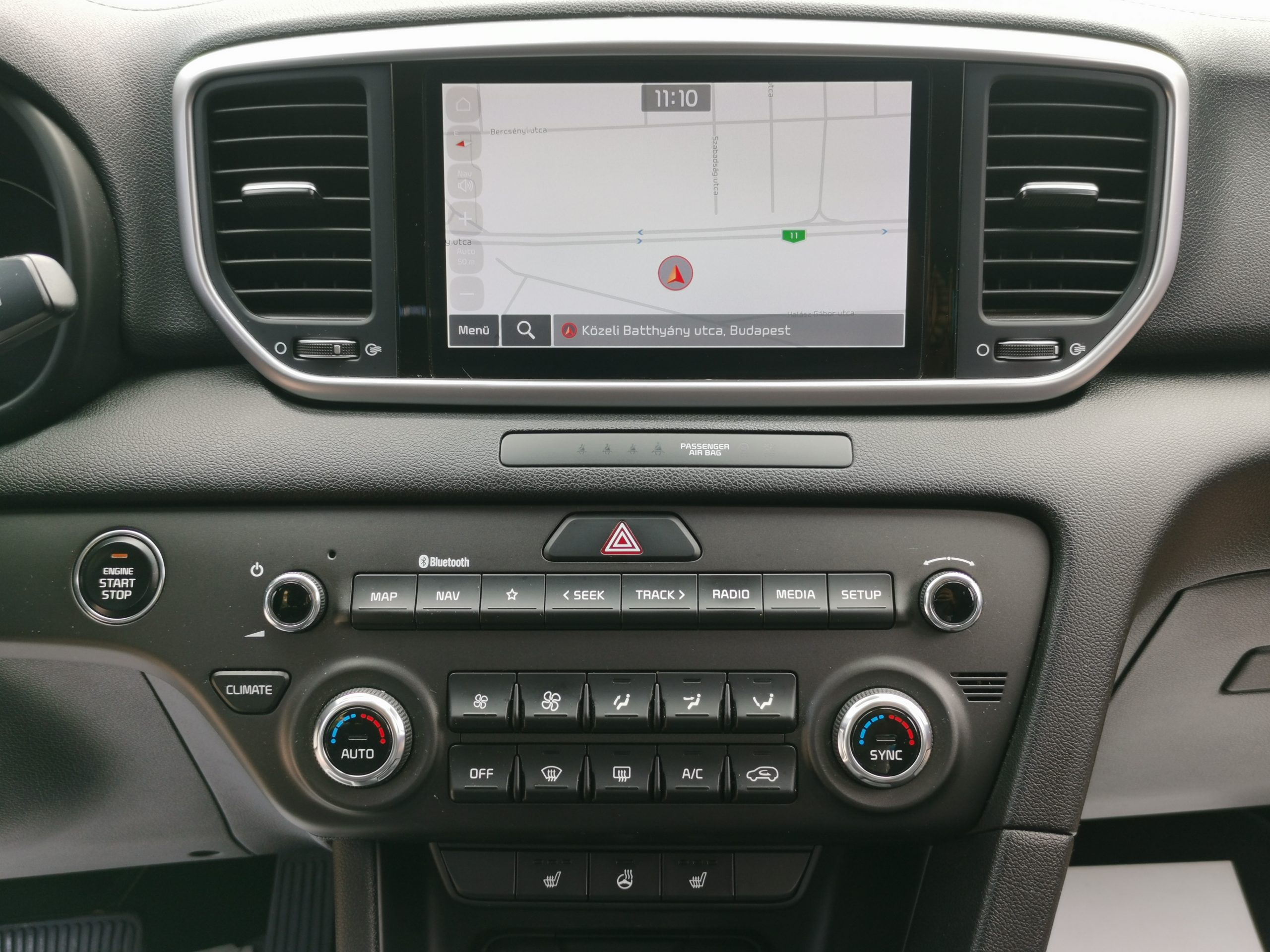 KIA SPORTAGE 1.6 CRDI HP Gold DCT MY21 MO.-i. 2. Tulaj. Szervizkönyv! TEMPOMAT. KAMERA. NAVIGÁCIÓ. ÜLÉSFŰTÉS
