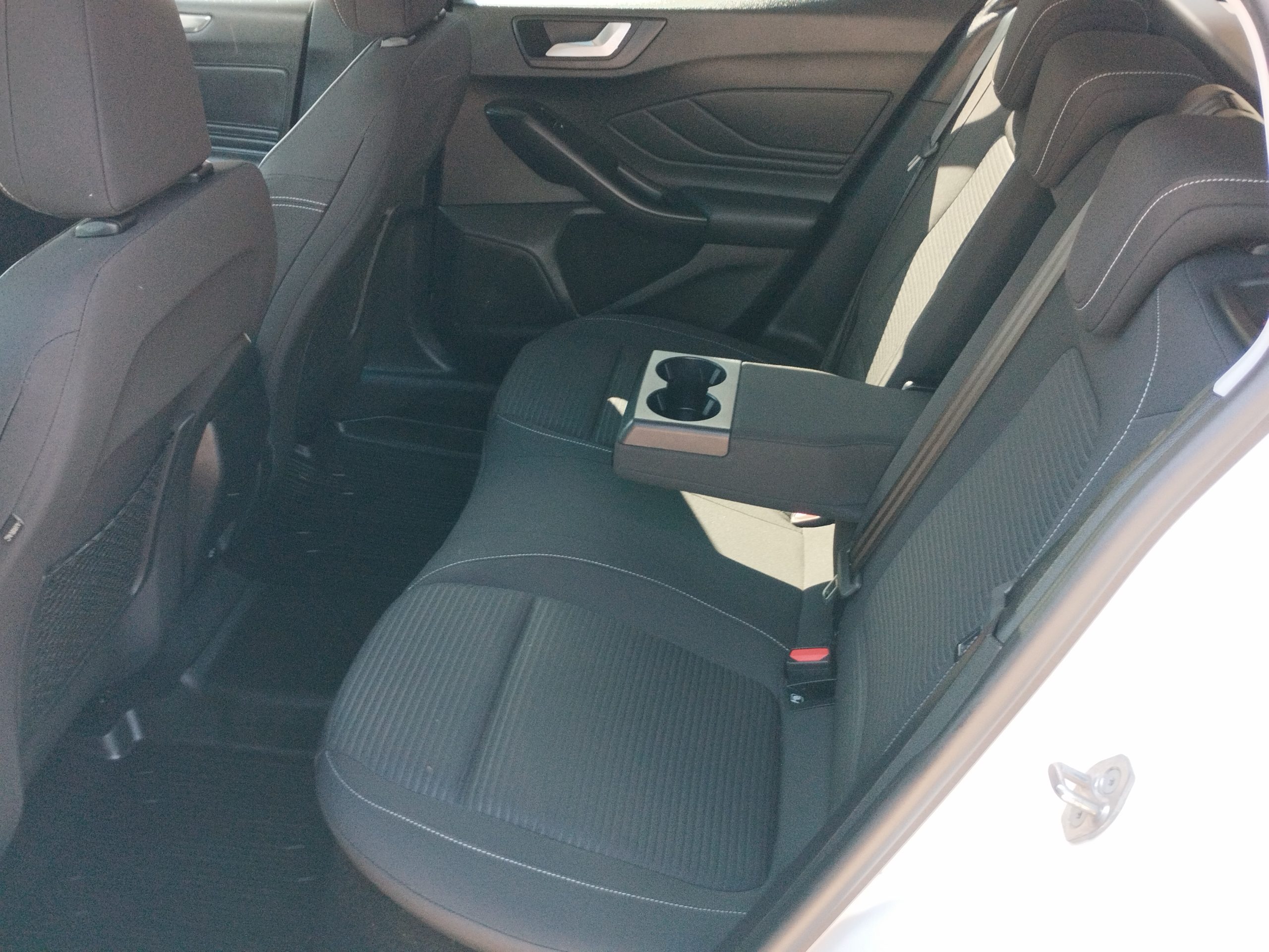 FORD FOCUS 1.5 EcoBlue Titanium MO.-i. 1. Tulaj. Szervizkönyv! TEMPOMAT. NAVIGÁCIÓ. KAMREA. ÜLÉSFŰTÉS