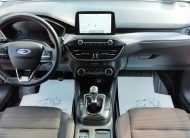 FORD FOCUS 1.5 EcoBlue Titanium MO.-i. 1. Tulaj. Szervizkönyv! TEMPOMAT. NAVIGÁCIÓ. KAMREA. ÜLÉSFŰTÉS