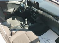 FORD FOCUS 1.5 EcoBlue Titanium MO.-i. 1. Tulaj. Szervizkönyv! TEMPOMAT. NAVIGÁCIÓ. KAMREA. ÜLÉSFŰTÉS