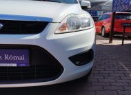 FORD FOCUS 1.6 Fresh EURO5 2. Tulaj. KLÍMA. VONÓHOROG. SZÉLVÉDŐFŰTÉS. ELEKTROMOS ABLAK