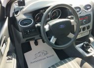 FORD FOCUS 1.6 Fresh EURO5 2. Tulaj. KLÍMA. VONÓHOROG. SZÉLVÉDŐFŰTÉS. ELEKTROMOS ABLAK