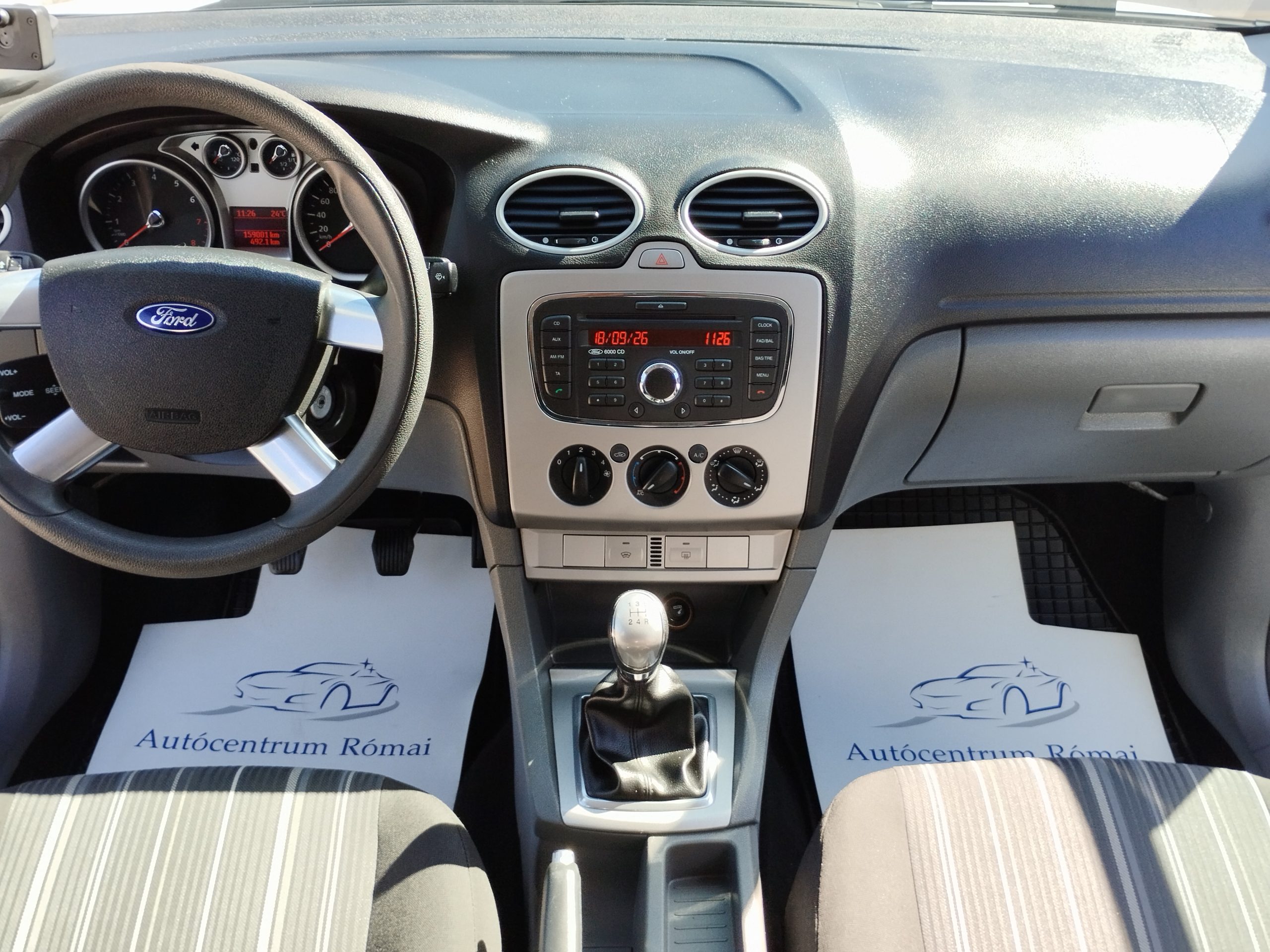 FORD FOCUS 1.6 Fresh EURO5 2. Tulaj. KLÍMA. VONÓHOROG. SZÉLVÉDŐFŰTÉS. ELEKTROMOS ABLAK