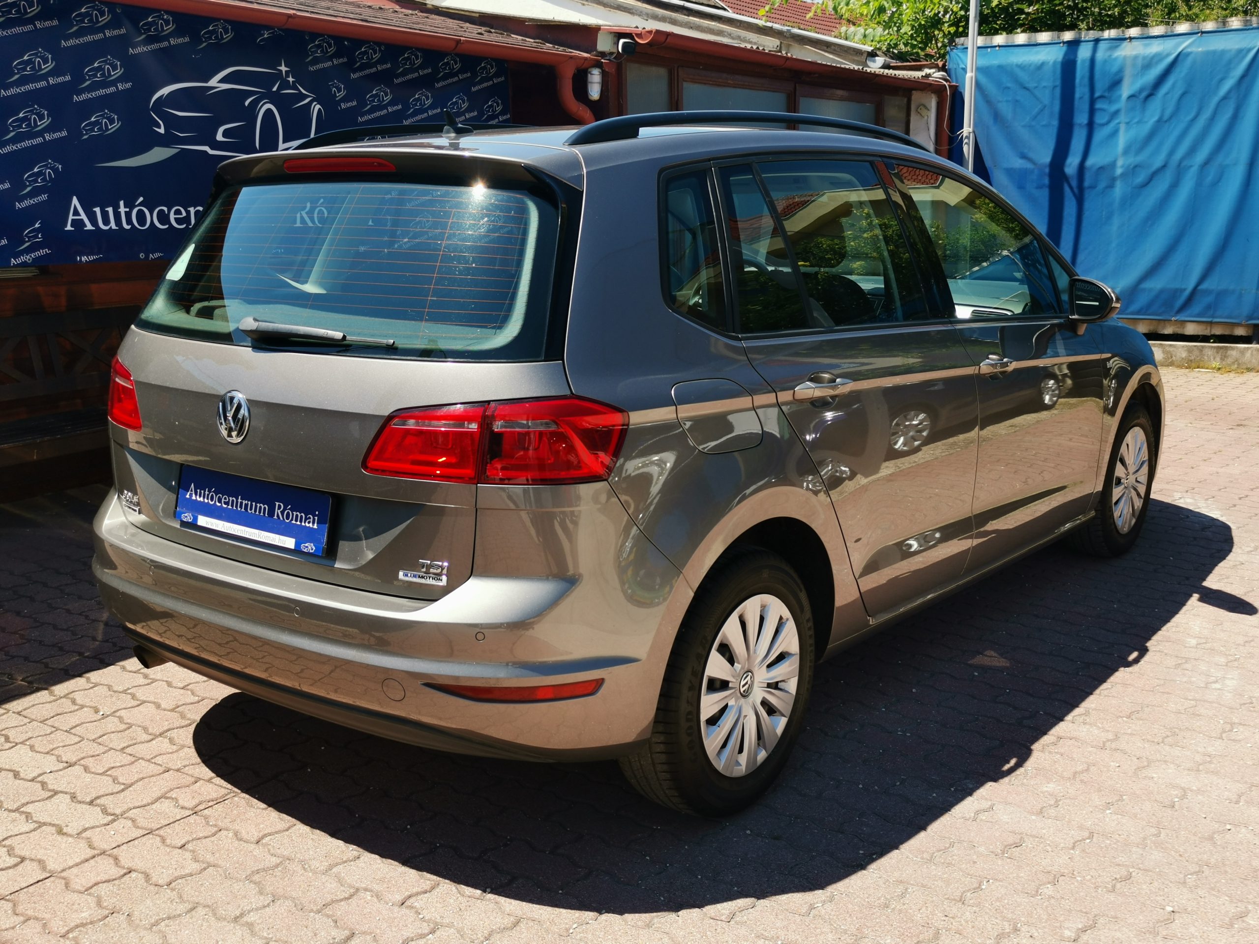 VOLKSWAGEN GOLF SPORTSVAN 1.2 TSI BMT Trendline DIGIT KLÍMA. ÜLÉSFŰTÉS. PARKRADAR