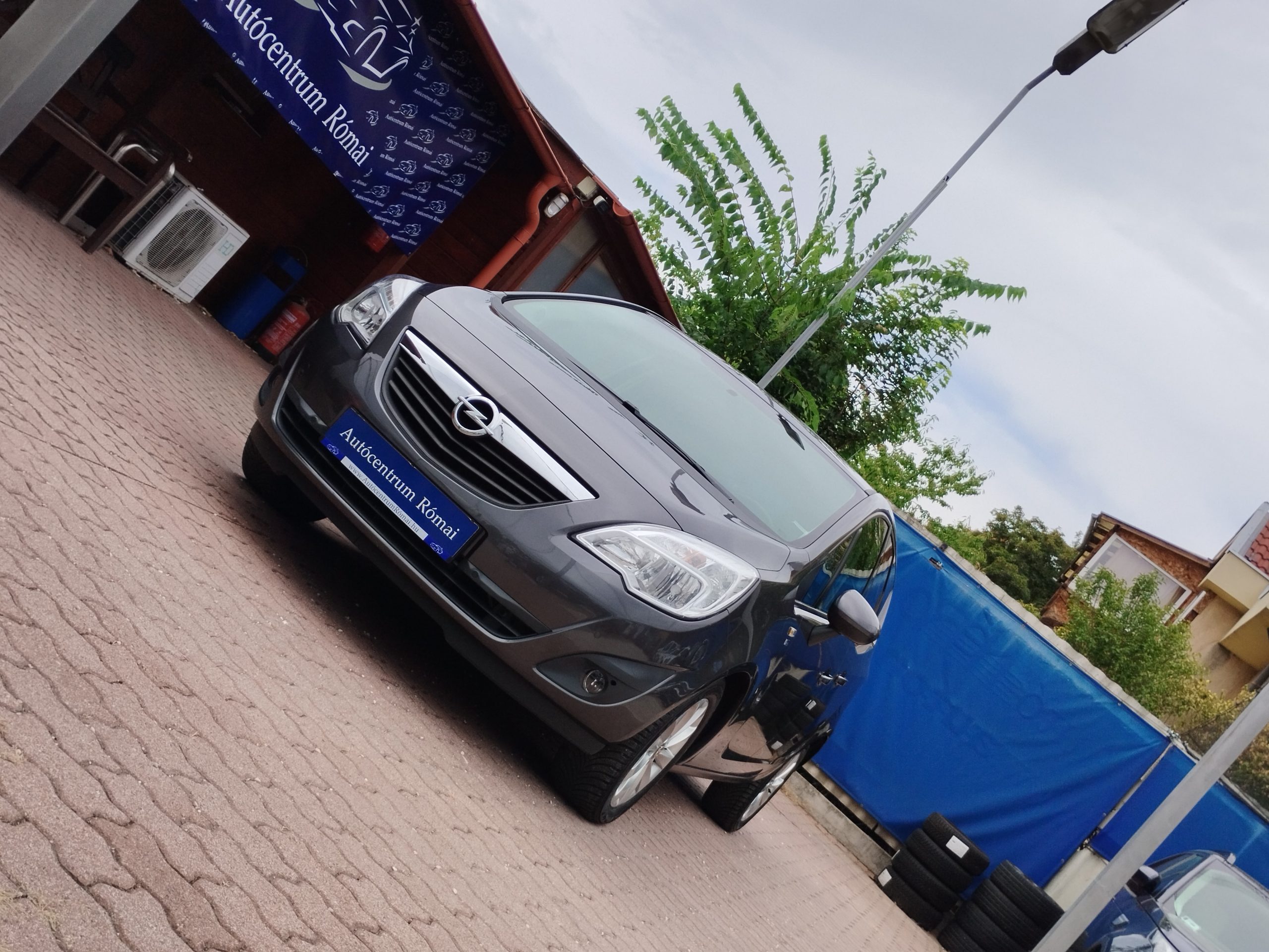 OPEL MERIVA B 1.4 T Cosmo TEMPOMAT. FÉLBŐR BELSŐ. PARKRADAR. ALUFELNI. KÖDLÁMPA