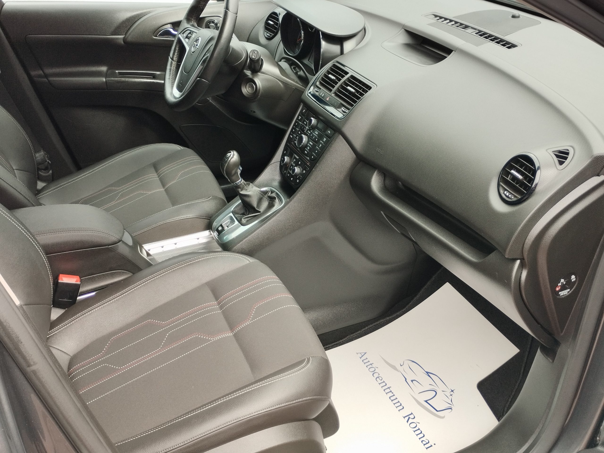 OPEL MERIVA B 1.4 T Cosmo TEMPOMAT. FÉLBŐR BELSŐ. PARKRADAR. ALUFELNI. KÖDLÁMPA