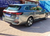 VOLKSWAGEN PASSAT IX Variant 2.0 TDI SCR Business DSG. 42.000KM! NAVIGÁCIÓ. TEMPOMAT. KAMERA