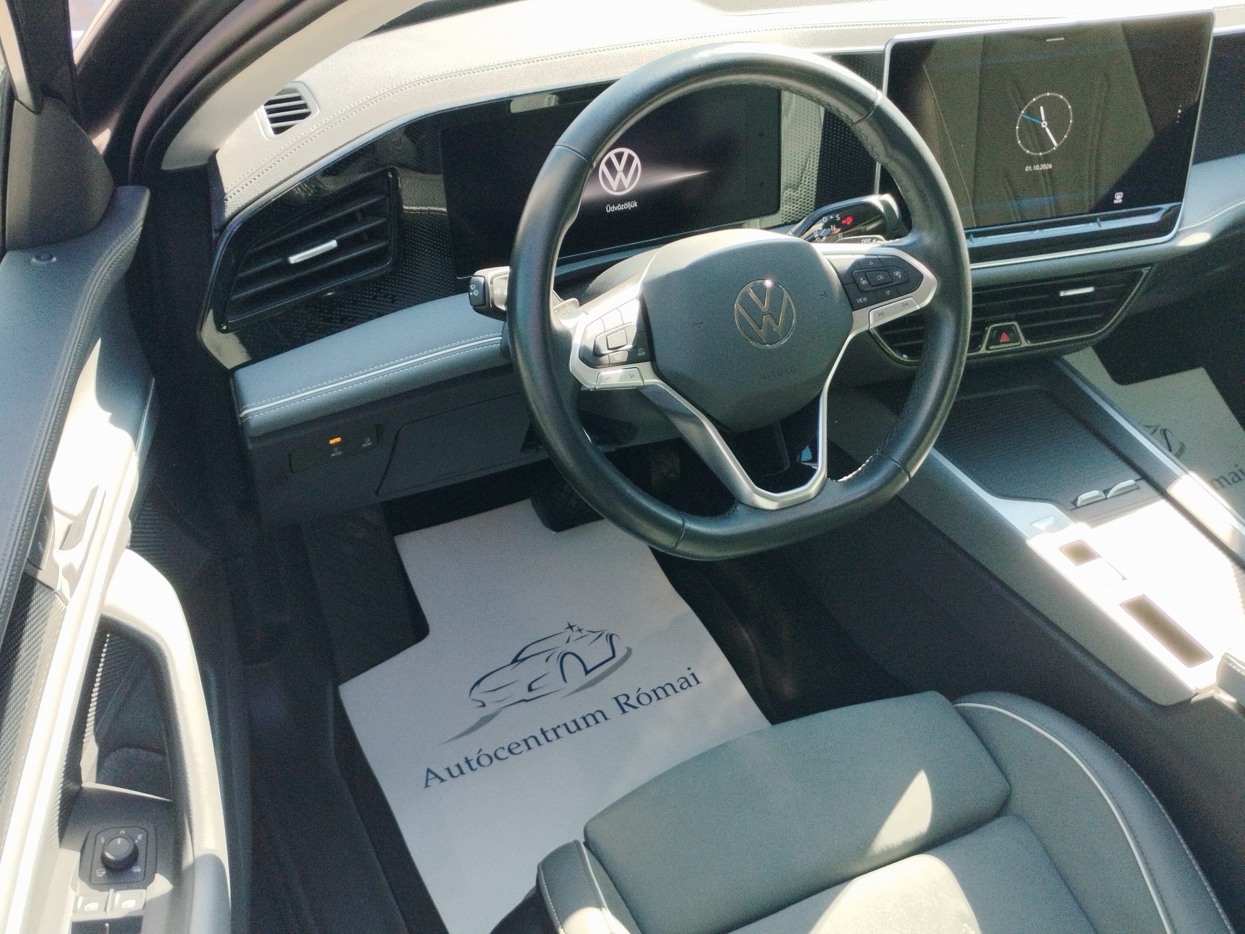 VOLKSWAGEN PASSAT IX Variant 2.0 TDI SCR Business DSG. 42.000KM! NAVIGÁCIÓ. TEMPOMAT. KAMERA