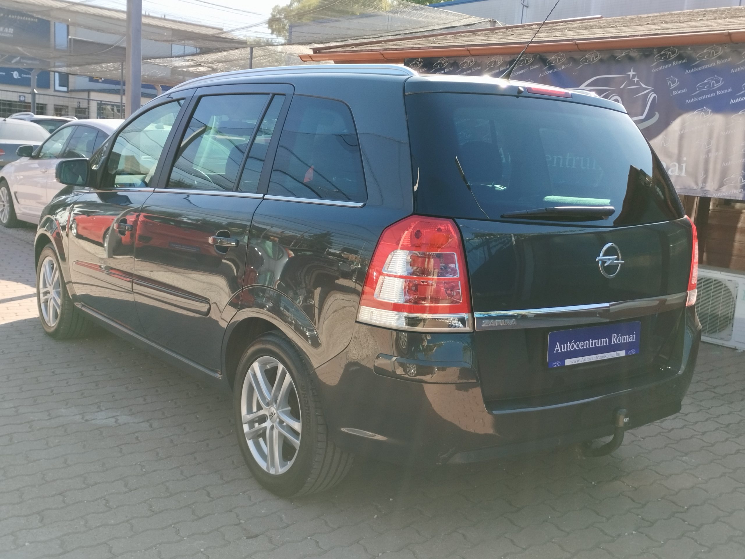 OPEL ZAFIRA B 1.8 Enjoy 129.000km! TEMPOMAT. XENON. PARKRADAR. ÜLÉSFŰTÉS. VONÓHOROG