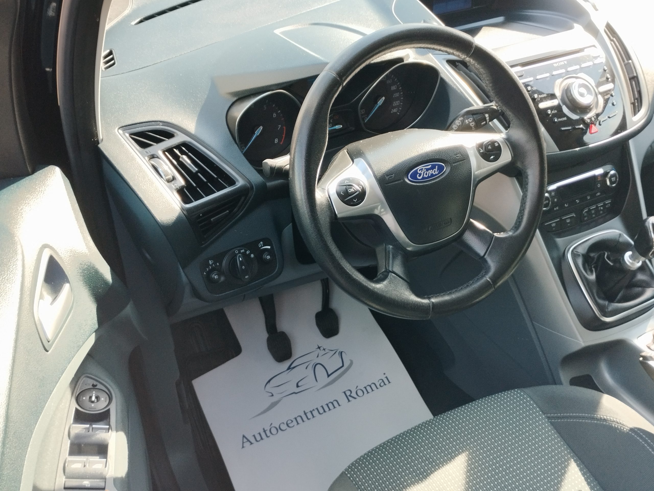 FORD C-MAX Grand1.6 SCTi EcoBoost Titanium 103.000km! 2. Tulaj. KAMERA. PARKRADAR. VONÓHOROG. ÜLÉSFŰTÉS