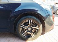 KIA VENGA 1.4 CVVT Limitált 2. Tulaj. DIGIT KLÍMA. FÉLBŐR BELSŐ. ÜLÉSFŰTÉS. PARKRADAR