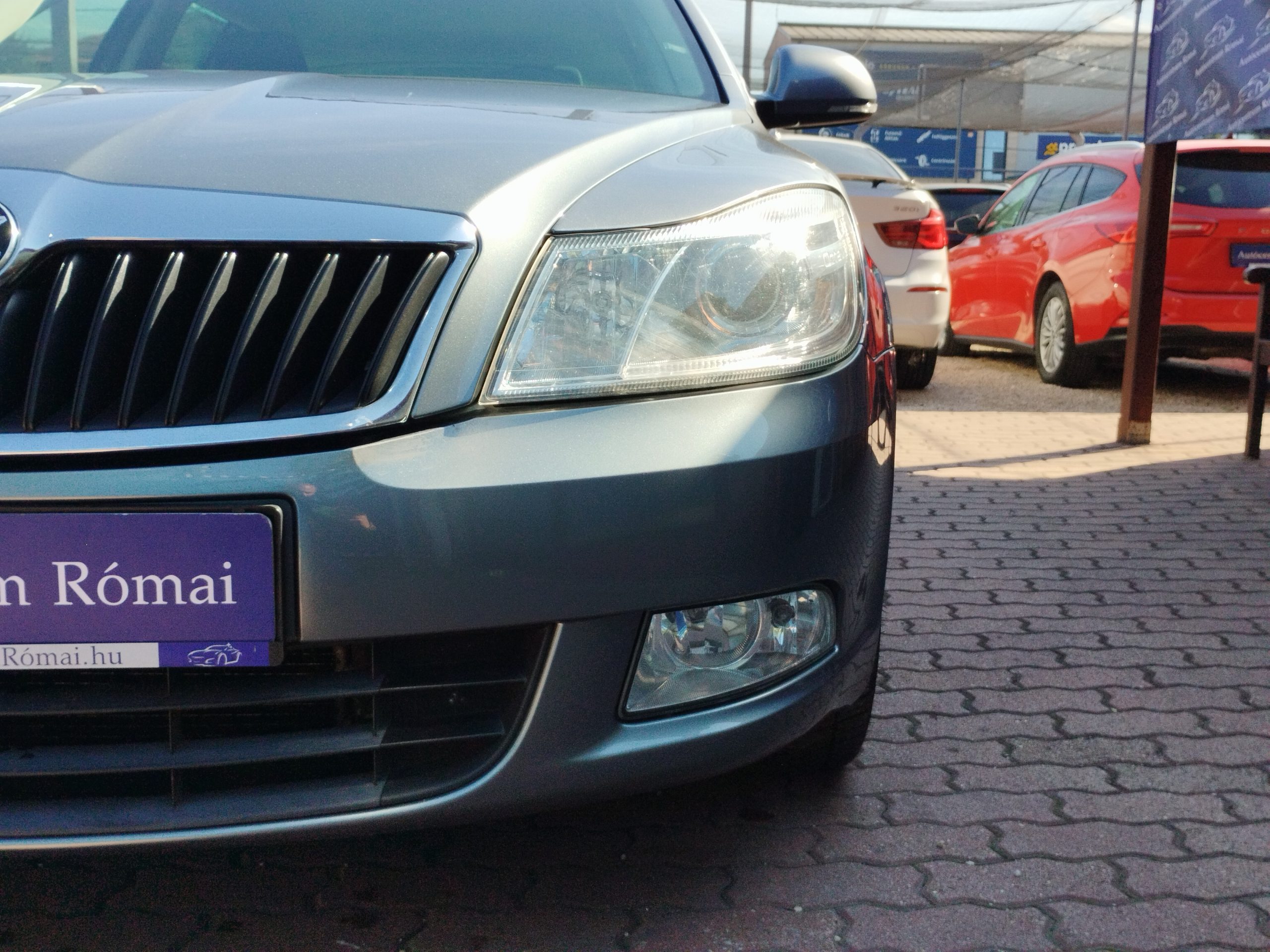 SKODA OCTAVIA Combi 1.8 TSI Ambition Style. 1. Tulaj. Szervizkönyv! TEMPOMAT. PARKRADAR. ÜLÉSFŰTÉS. ALUFELNI