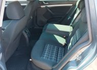 SKODA OCTAVIA Combi 1.8 TSI Ambition Style. 1. Tulaj. Szervizkönyv! TEMPOMAT. PARKRADAR. ÜLÉSFŰTÉS. ALUFELNI