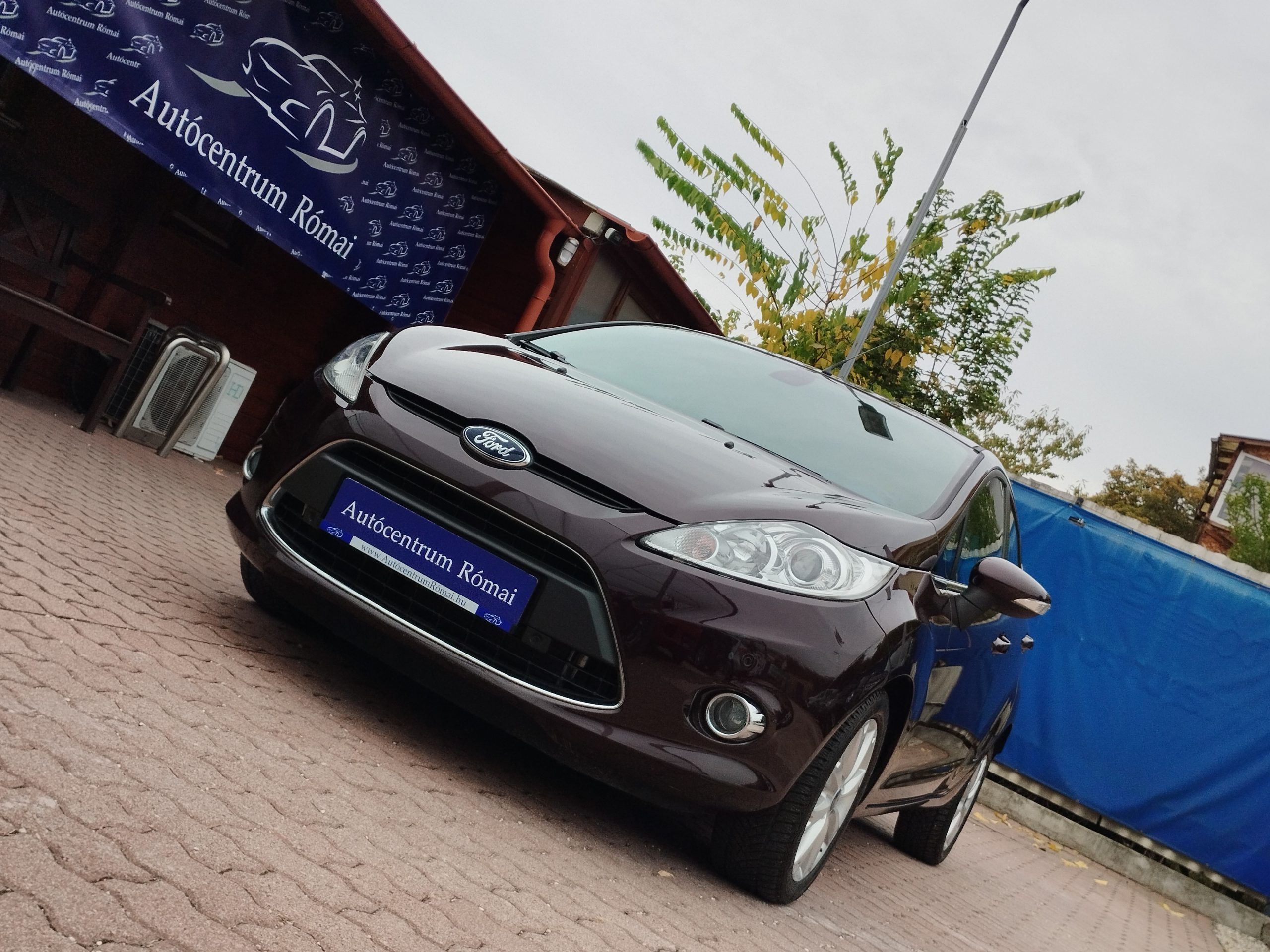 FORD FIESTA 1.25 Titanium 1. Tulaj. 106.000km! DIGIT KLÍMA. PARKRADAR. ÜLÉSFŰTÉS. ALUFELNI