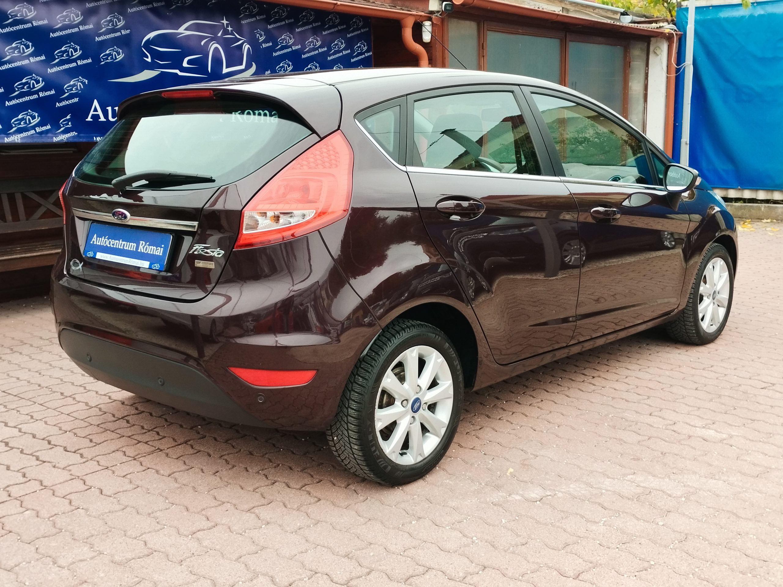FORD FIESTA 1.25 Titanium 1. Tulaj. 106.000km! DIGIT KLÍMA. PARKRADAR. ÜLÉSFŰTÉS. ALUFELNI