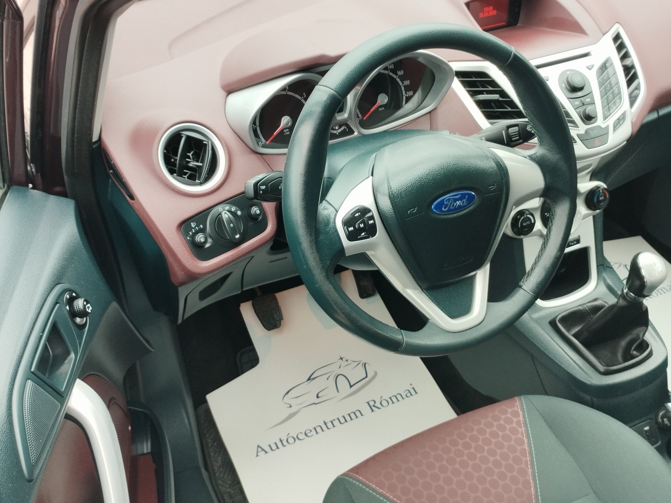 FORD FIESTA 1.25 Titanium 1. Tulaj. 106.000km! DIGIT KLÍMA. PARKRADAR. ÜLÉSFŰTÉS. ALUFELNI