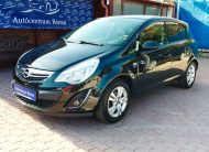 OPEL CORSA D 1.4 Active 2. Tulaj. Szervizönyv! DIGIT KLÍMA. TEMPOMAT. NAVIGÁCIÓ. ÜLÉSFŰTÉS