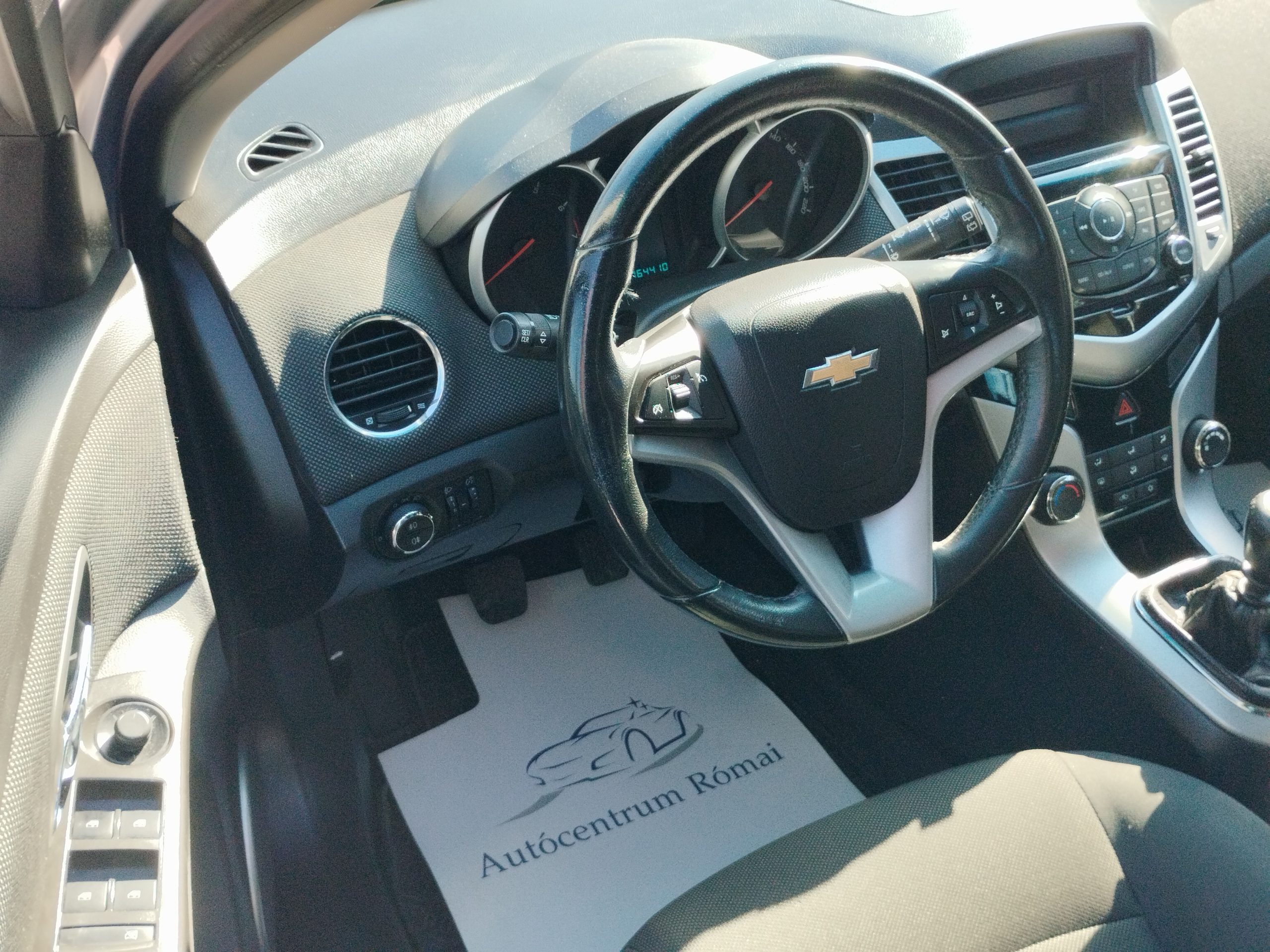 CHEVROLET CRUZE 1.6 LS Plus KLÍMA. TEMPOMAT. PARKRADAR. KÖDLÁMPA